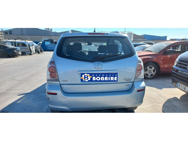 toyota corolla verso (r1) del año 2005