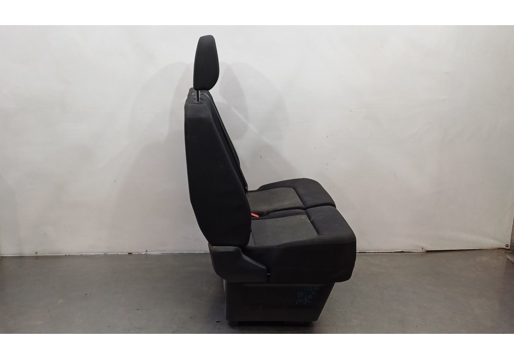 Recambio de asiento delantero derecho para volkswagen crafter kasten (sy) furgón 35 bl ta fwd referencia OEM IAM 2N1881106H  