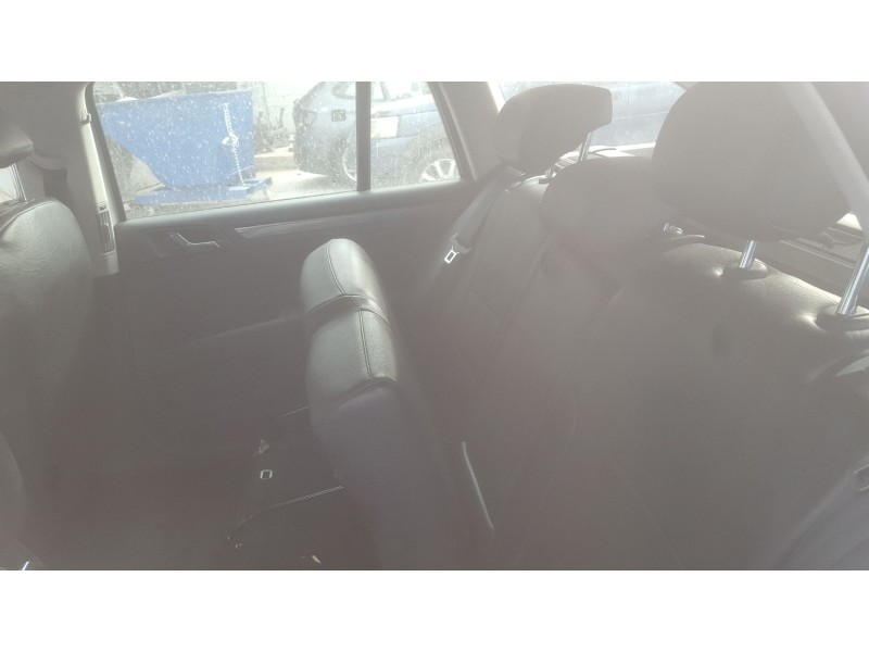 skoda superb combi (3t5) del año 2015