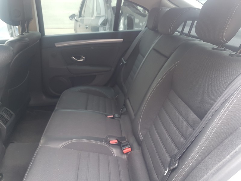 renault laguna iii del año 2009