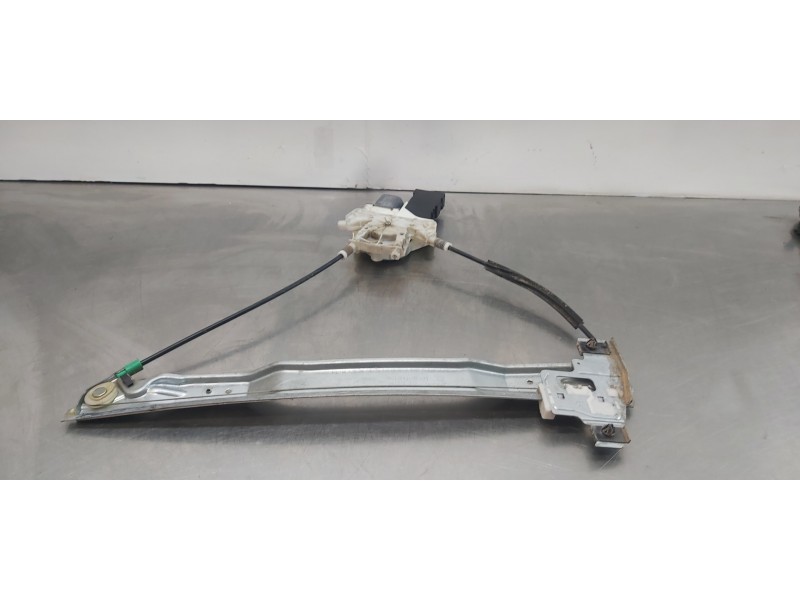 Recambio de elevalunas delantero derecho para peugeot 407 st sport referencia OEM IAM 9222Q4  