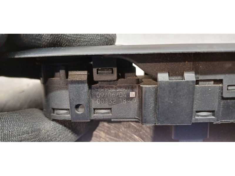 Recambio de mando elevalunas delantero izquierdo para fiat ulysse (179) 2.2 jtd dynamic referencia OEM IAM 14957520XT   Recambio de mando elevalunas delantero izquierdo para fiat ulysse (179) 2.2 jtd dynamic referencia OEM IAM 14957520XT