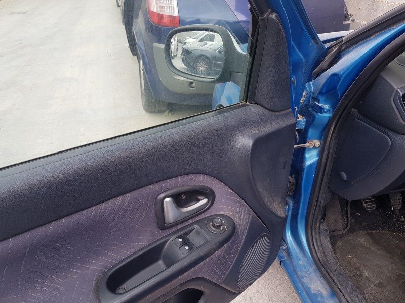 renault clio ii fase ii (b/cb0) del año 2001