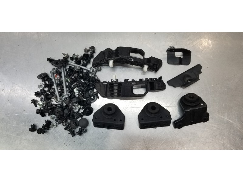 Recambio de paragolpes delantero para hyundai tucson tecno sky referencia OEM IAM 86511N7000 92102N7100 92101N7100