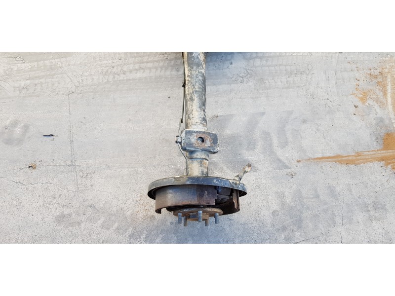 Recambio de puente trasero para nissan serena (c23m) 2.3 lx diesel referencia OEM IAM 430108C801  