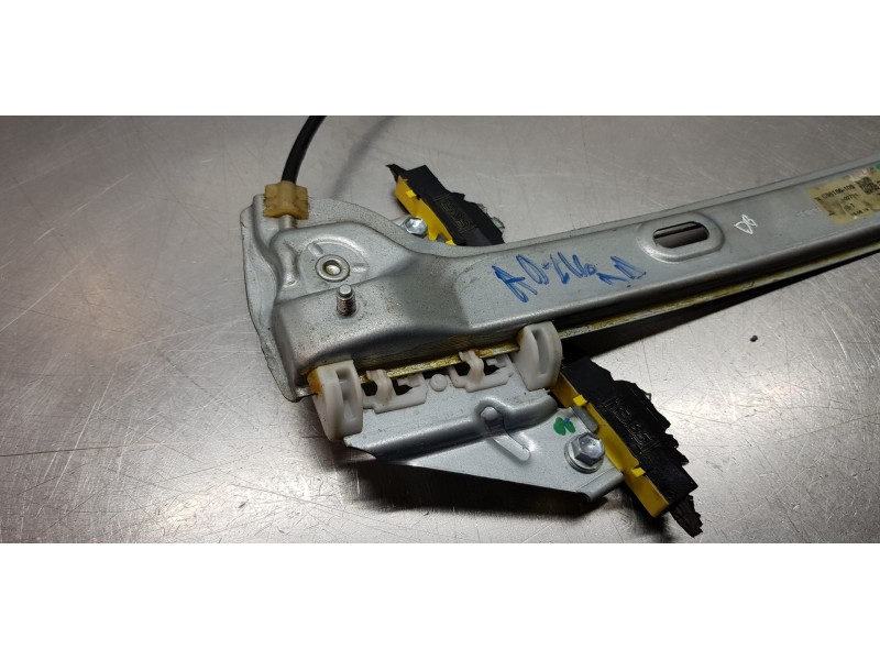 Recambio de elevalunas delantero derecho para toyota corolla (e21) hybrid active referencia OEM IAM 6981002721 8570102090 