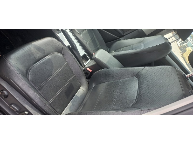 volkswagen passat lim. (362) del año 2012