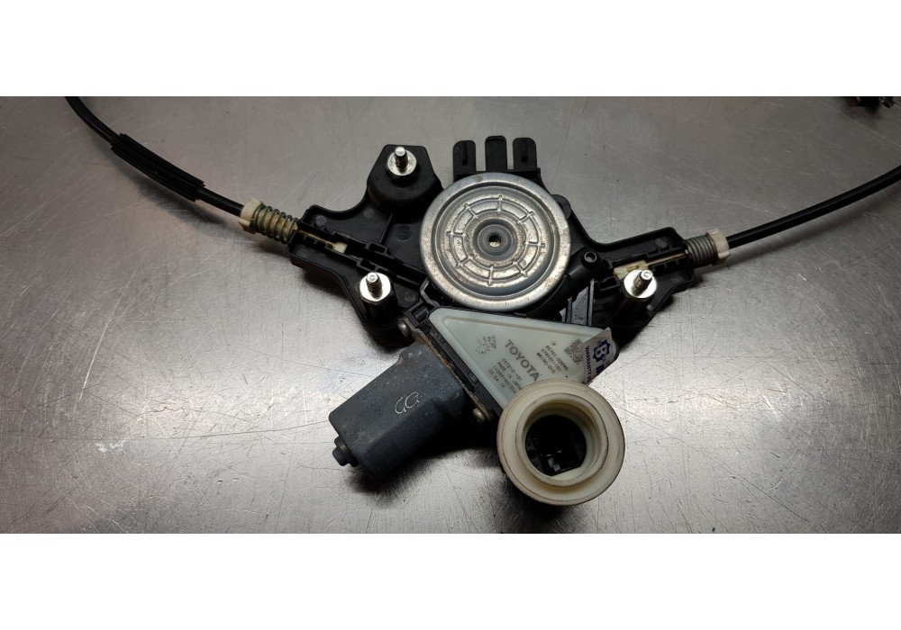 Recambio de elevalunas delantero derecho para toyota corolla (e21) hybrid active referencia OEM IAM 6981002721 8570102090 