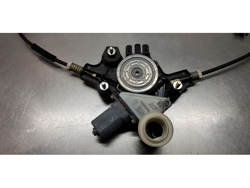 Recambio de elevalunas delantero derecho para toyota corolla (e21) hybrid active referencia OEM IAM 6981002721 8570102090 