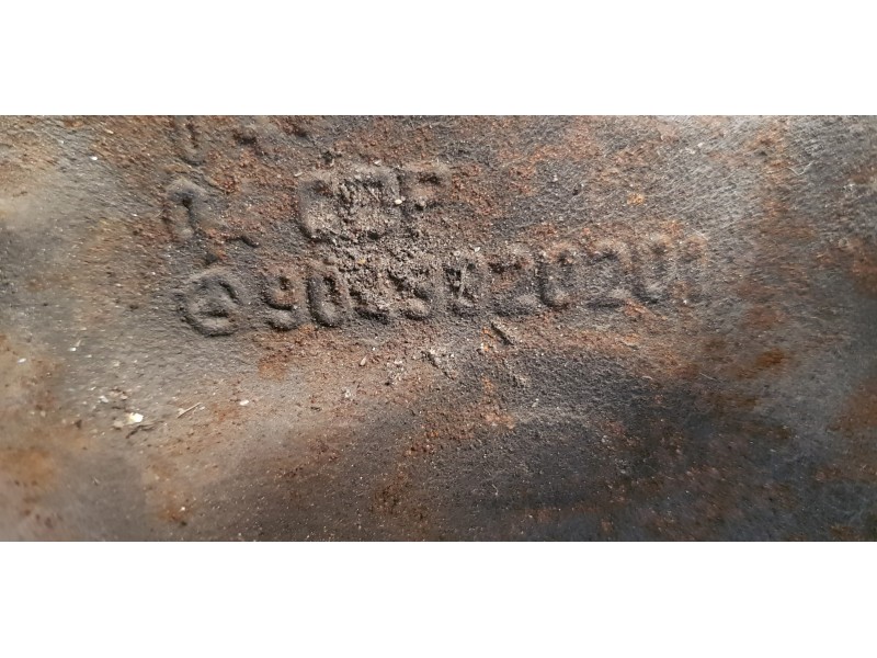 Recambio de mangueta delantera izquierda para mercedes sprinter (w901,w904) caja cerr. 412 d (904.462) referencia OEM IAM 904332