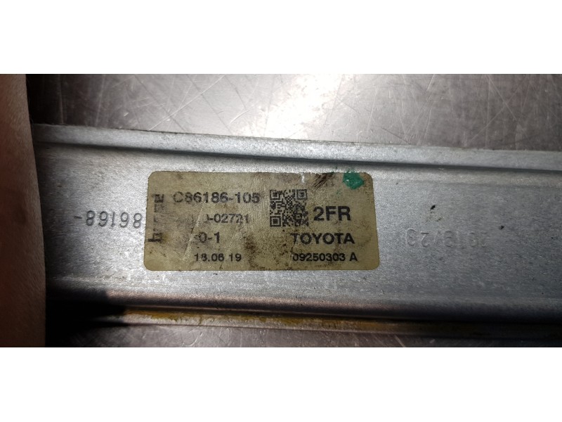 Recambio de elevalunas delantero derecho para toyota corolla (e21) hybrid active referencia OEM IAM 6981002721 8570102090 