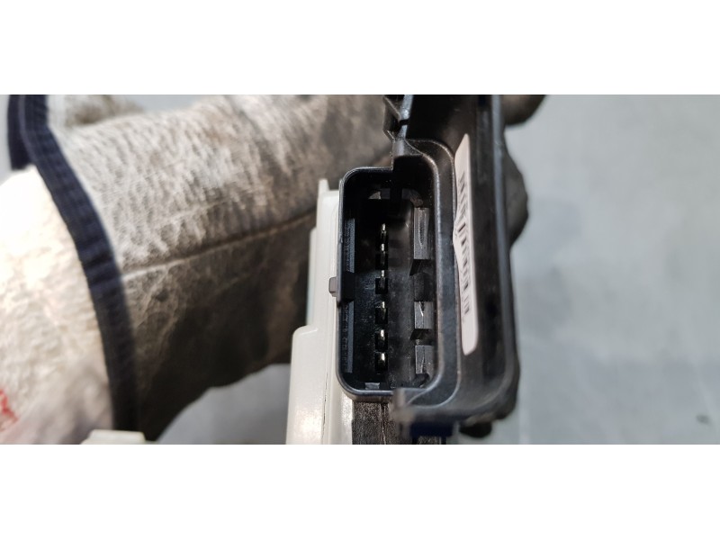 Recambio de cerradura puerta trasera derecha para citroen c4 cactus origins referencia OEM IAM 190388  