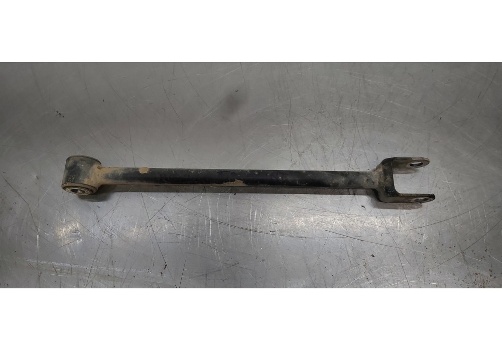Recambio de brazo suspension inferior trasero derecho para dacia duster ii comfort 4wd referencia OEM IAM 8200839124  