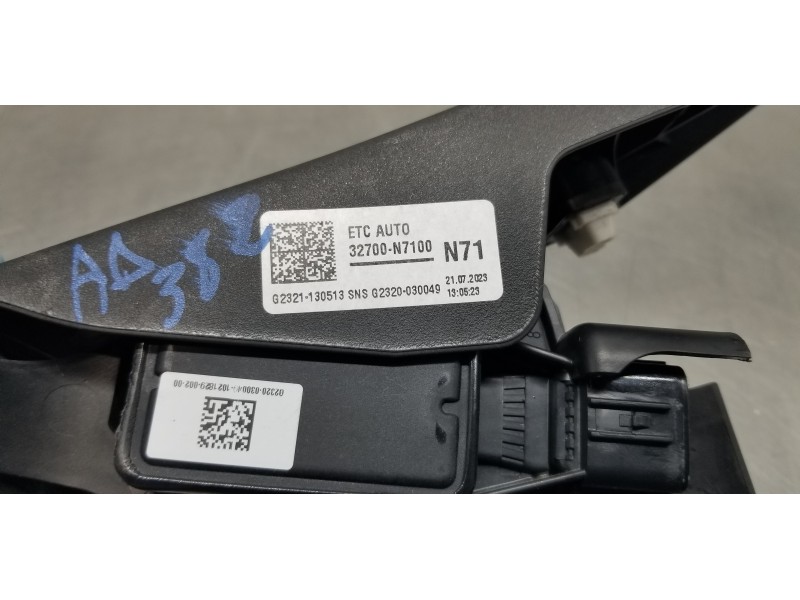 Recambio de pedal acelerador para hyundai tucson tecno sky referencia OEM IAM 32700N7100  