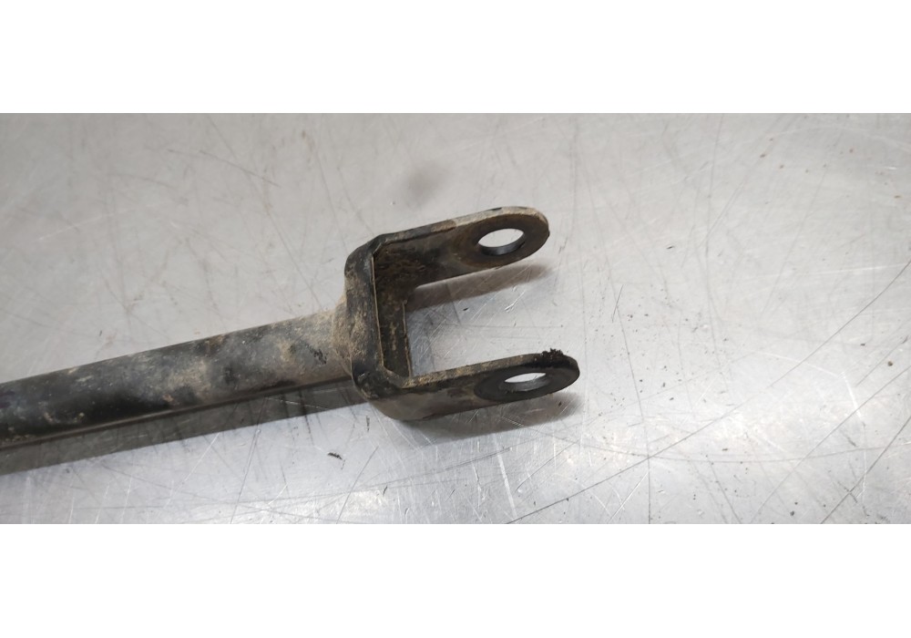 Recambio de brazo suspension inferior trasero derecho para dacia duster ii comfort 4wd referencia OEM IAM 8200839124   Recambio de brazo suspension inferior trasero derecho para dacia duster ii comfort 4wd referencia OEM IAM 8200839124