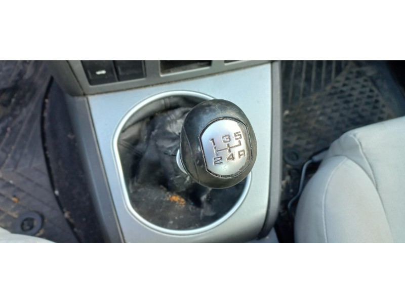 ford mondeo berlina (ge) del año 2001