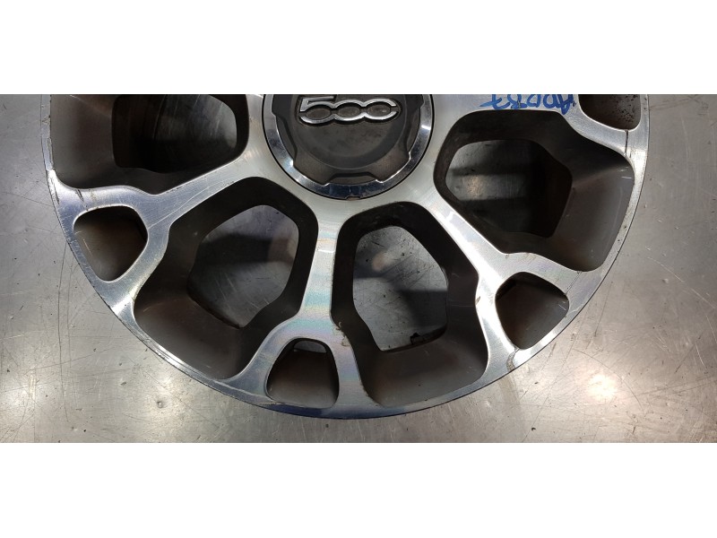 Recambio de llanta para fiat 500 l (330) basic referencia OEM IAM 735577032 735579512  Recambio de llanta para fiat 500 l (330) basic referencia OEM IAM 735577032 735579512