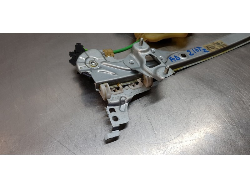 Recambio de elevalunas trasero izquierdo para toyota corolla (e21) hybrid active referencia OEM IAM 6984002681  