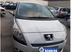 peugeot 5008 del año 2013