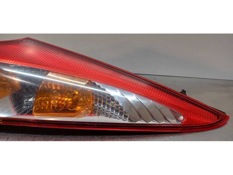 Recambio de piloto trasero izquierdo para fiat ulysse (179) 2.2 jtd dynamic referencia OEM IAM 1484600080  