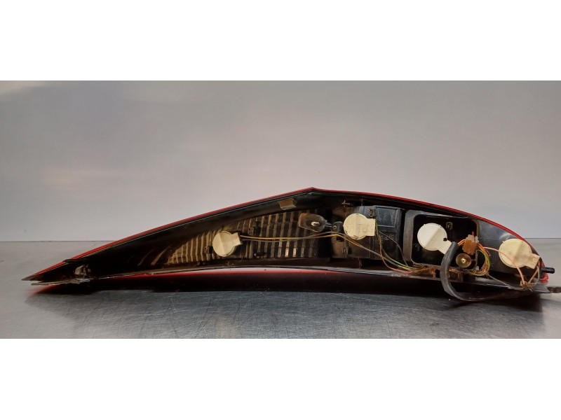 Recambio de piloto trasero izquierdo para fiat ulysse (179) 2.2 jtd dynamic referencia OEM IAM 1484600080  