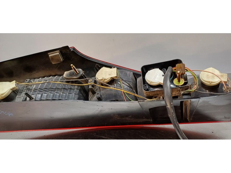 Recambio de piloto trasero izquierdo para fiat ulysse (179) 2.2 jtd dynamic referencia OEM IAM 1484600080  