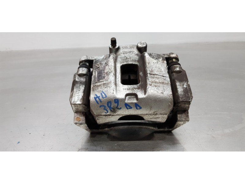 Recambio de pinza freno delantera derecha para hyundai tucson tecno sky referencia OEM IAM 58130R2100  