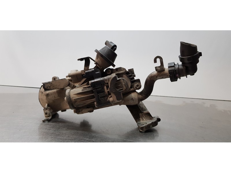 Recambio de valvula egr para peugeot 308 sw envy referencia OEM IAM 9671187780  
