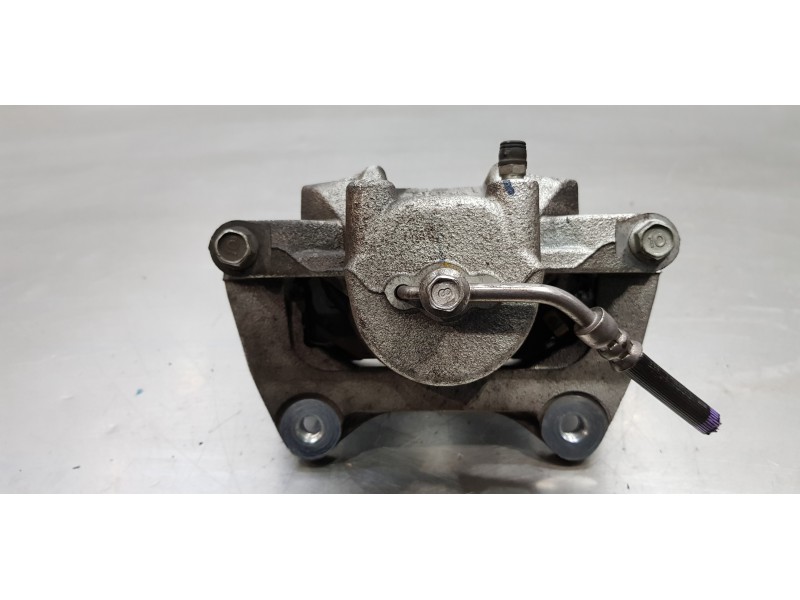 Recambio de pinza freno delantera derecha para hyundai tucson tecno sky referencia OEM IAM 58130R2100  