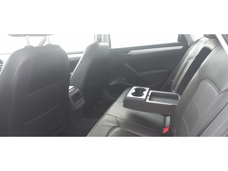 volkswagen passat lim. (362) del año 2012