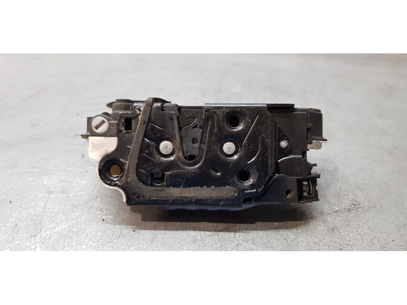 Recambio de cerradura puerta trasera izquierda para volkswagen golf vi (5k1) sport referencia OEM IAM 5K4839015B   Recambio de cerradura puerta trasera izquierda para volkswagen golf vi (5k1) sport referencia OEM IAM 5K4839015B
