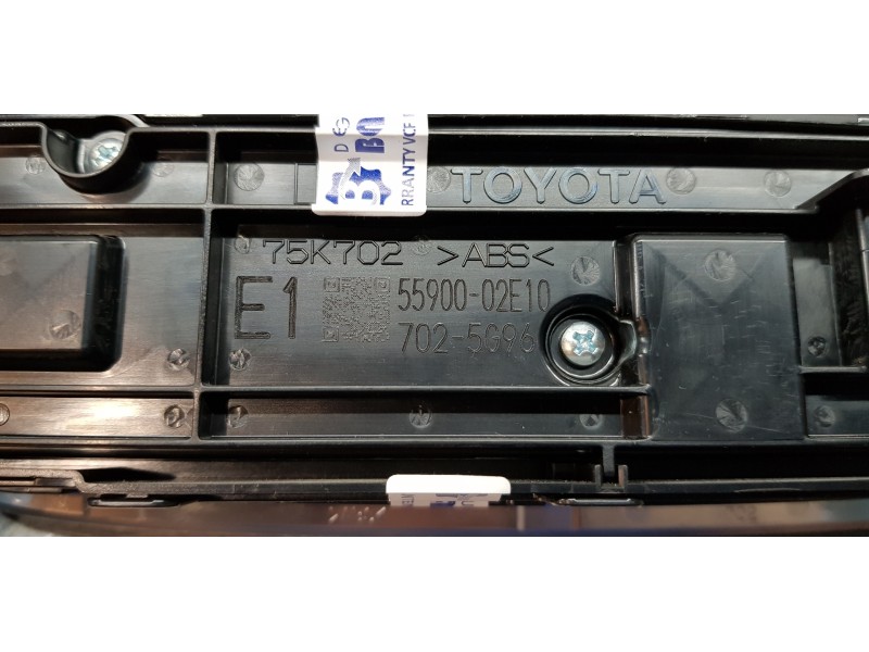Recambio de mando climatizador para toyota corolla (e21) hybrid active referencia OEM IAM 5590002E10  