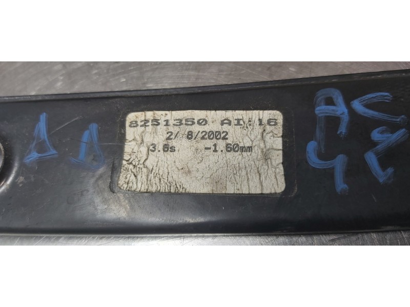 Recambio de elevalunas delantero derecho para bmw serie 3 compact (e46) 320td referencia OEM IAM 51338251352  