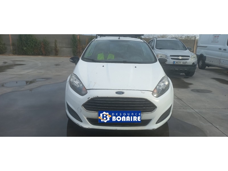 ford fiesta (ccn) del año 2013