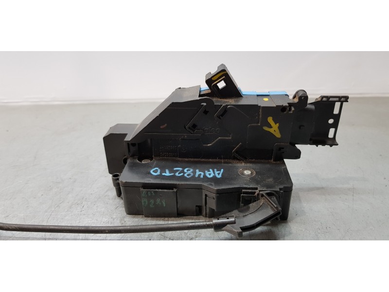 Recambio de cerradura puerta trasera derecha para citroen c3 picasso exclusive referencia OEM IAM 9681792880   Recambio de cerradura puerta trasera derecha para citroen c3 picasso exclusive referencia OEM IAM 9681792880