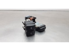 Recambio de mando elevalunas delantero izquierdo para renault scenic ii emotion referencia OEM IAM 8200315042