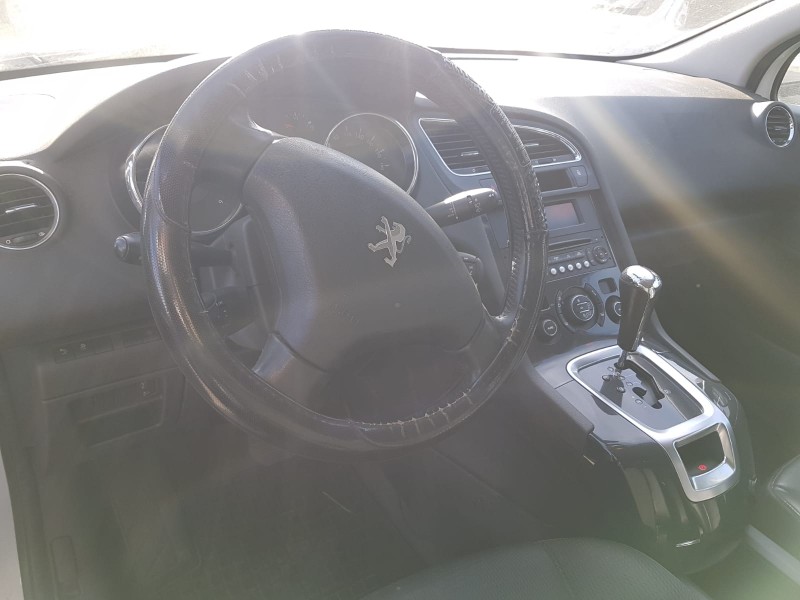 peugeot 5008 del año 2017 peugeot 5008 del año 2017