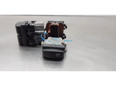 Recambio de mando elevalunas delantero izquierdo para renault scenic ii emotion referencia OEM IAM 8200315042   2