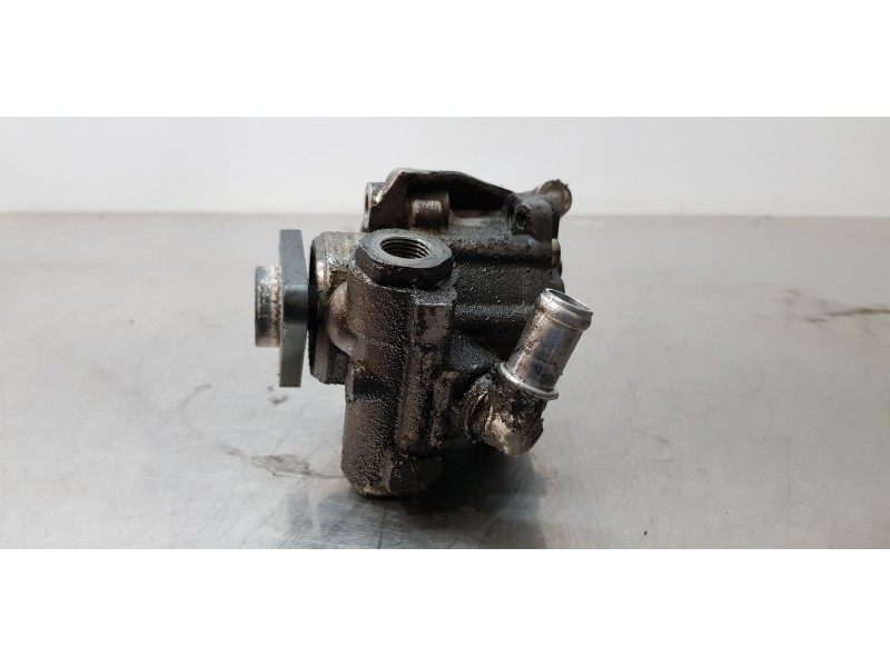 Recambio de bomba direccion para audi a6 berlina (4f2) 3.2 fsi referencia OEM IAM 4F0145156C   Recambio de bomba direccion para audi a6 berlina (4f2) 3.2 fsi referencia OEM IAM 4F0145156C