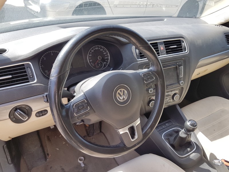 volkswagen jetta (162) del año 2011