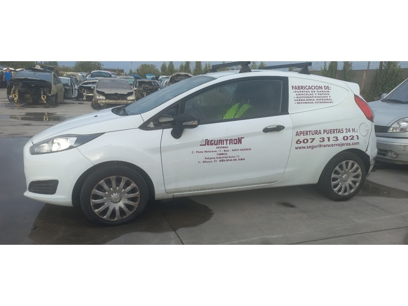 ford fiesta (ccn) del año 2013