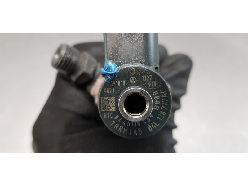 Recambio de inyector para volkswagen caddy ocio comfortline bmt referencia OEM IAM 04L130277AC  