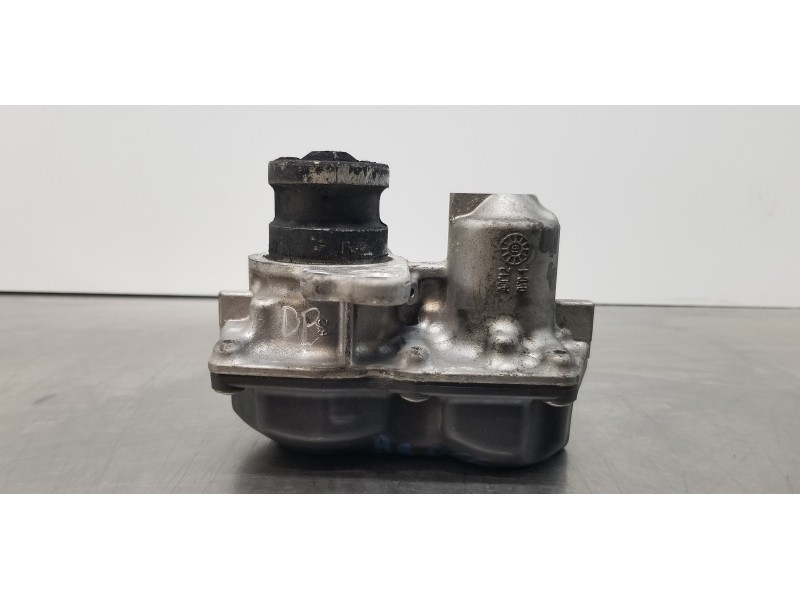 Recambio de valvula egr para renault scenic iv grand zen referencia OEM IAM 147109948R  