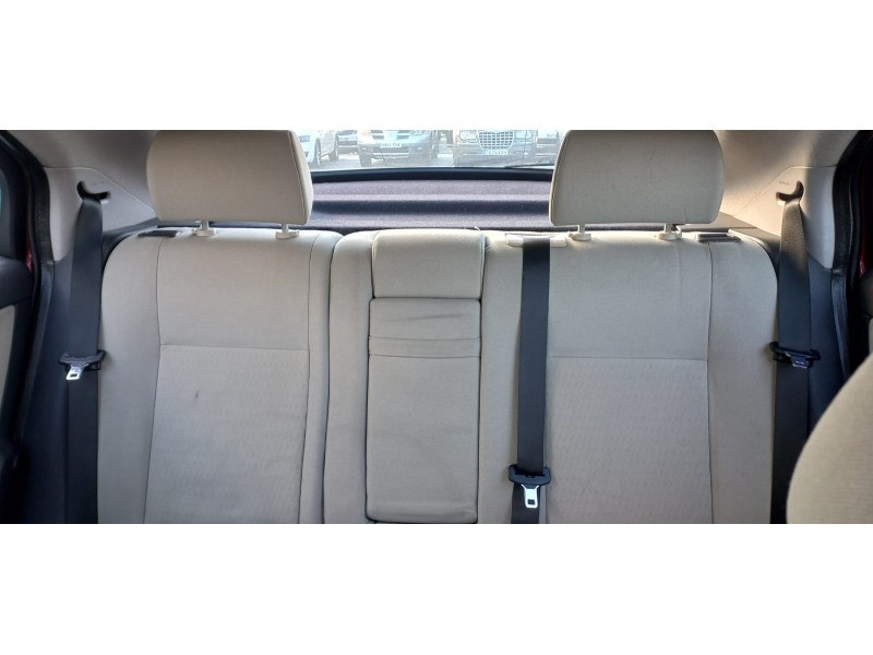 ford mondeo berlina (ge) del año 2001