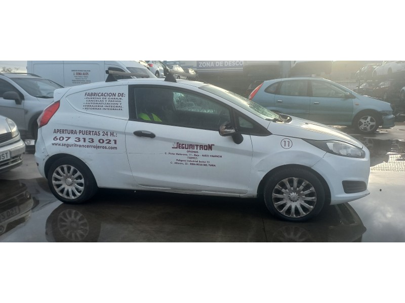 ford fiesta (ccn) del año 2013