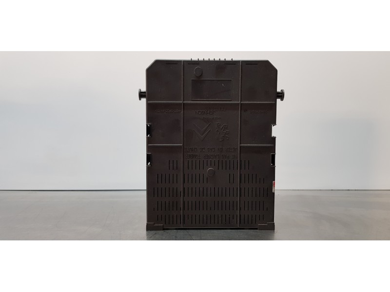 Recambio de caja reles / fusibles para citroen c4 picasso exclusive referencia OEM IAM 9666895680 281197595  Recambio de caja reles / fusibles para citroen c4 picasso exclusive referencia OEM IAM 9666895680 281197595