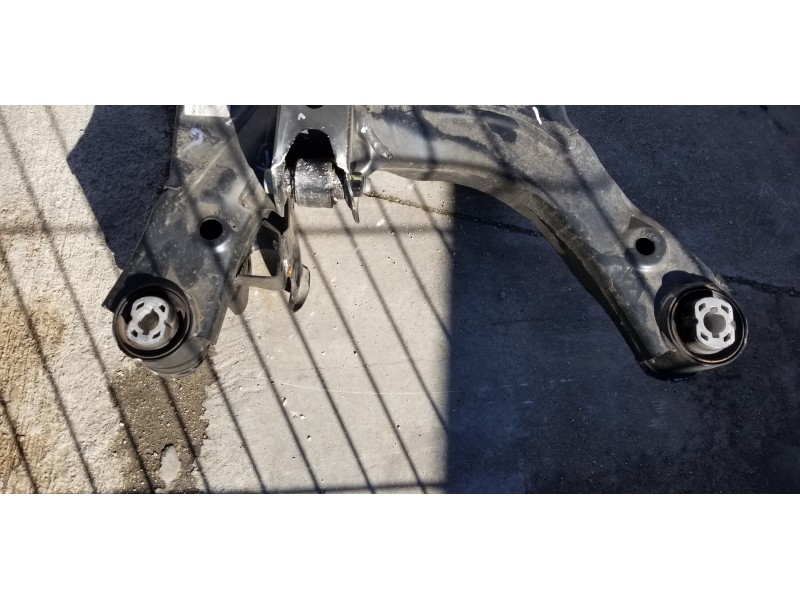 Recambio de puente trasero para hyundai tucson tecno sky referencia OEM IAM 55405N9050  