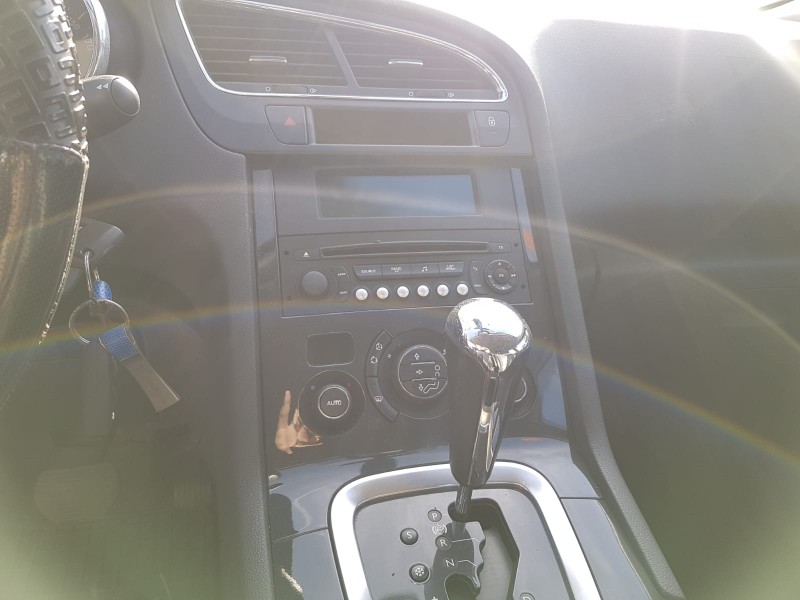 peugeot 5008 del año 2017 peugeot 5008 del año 2017