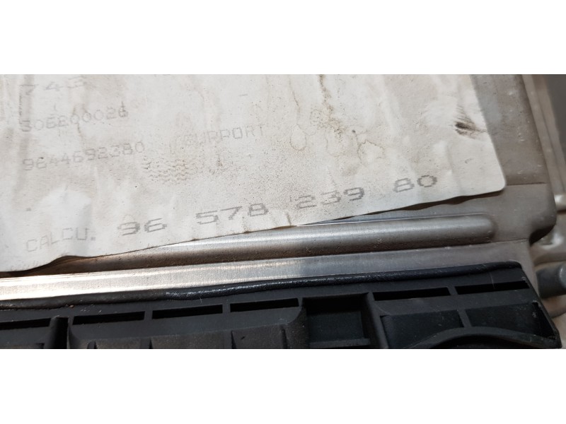 Recambio de centralita motor uce para peugeot 307 (s1) xr referencia OEM IAM 9657823980  