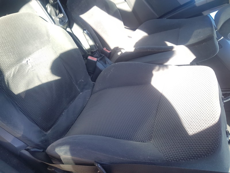 opel astra h berlina del año 2004